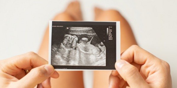 Les échographies de grossesse : les premières images de bébé